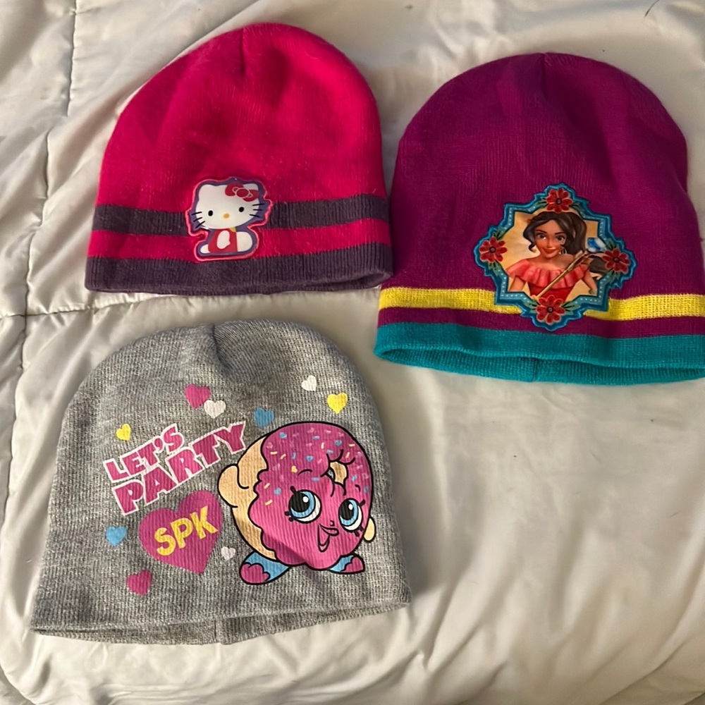 Girl’s beanies